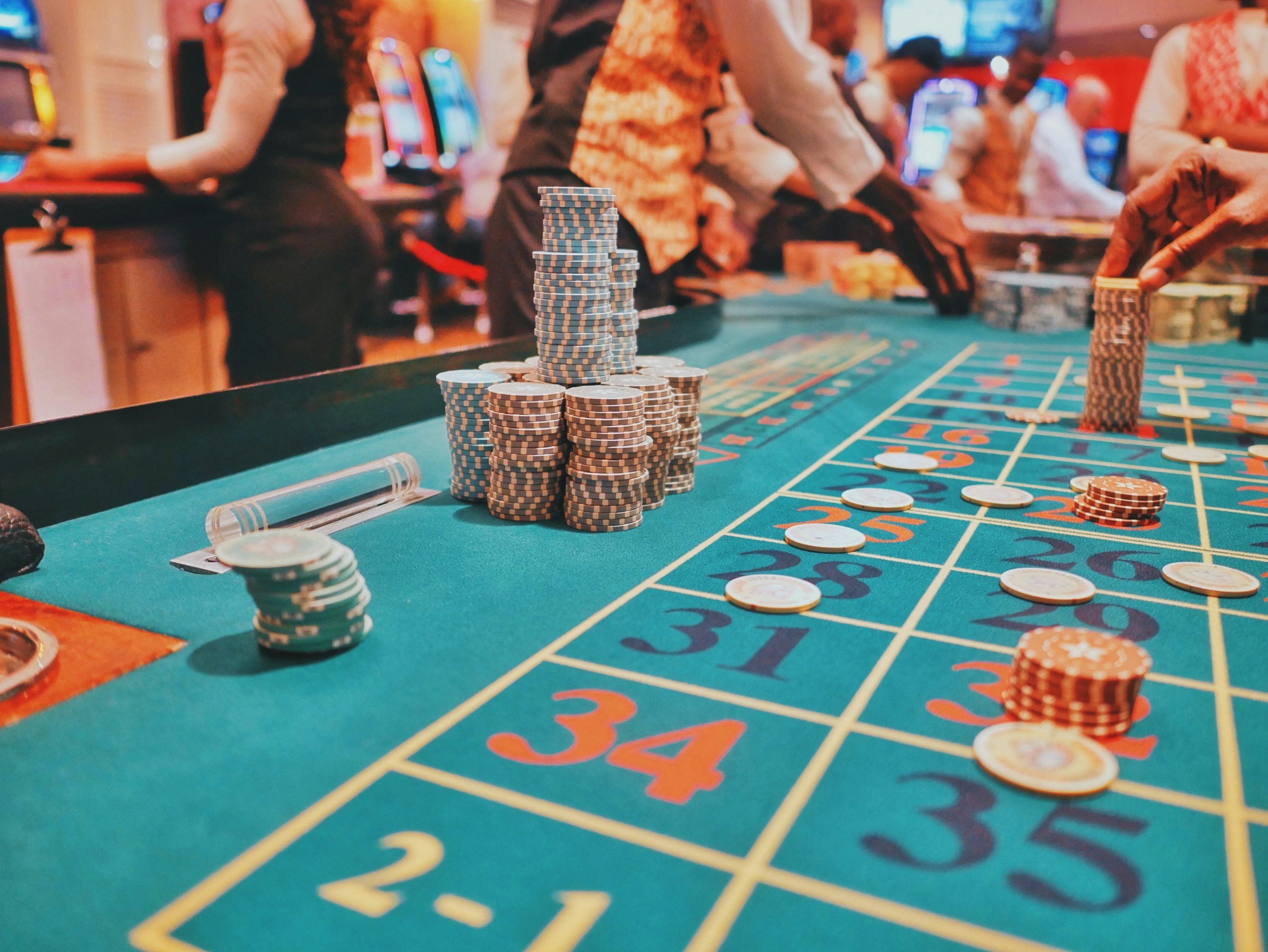 itudomino Recently Played dashboard showing slot game titles and live-dealer tables